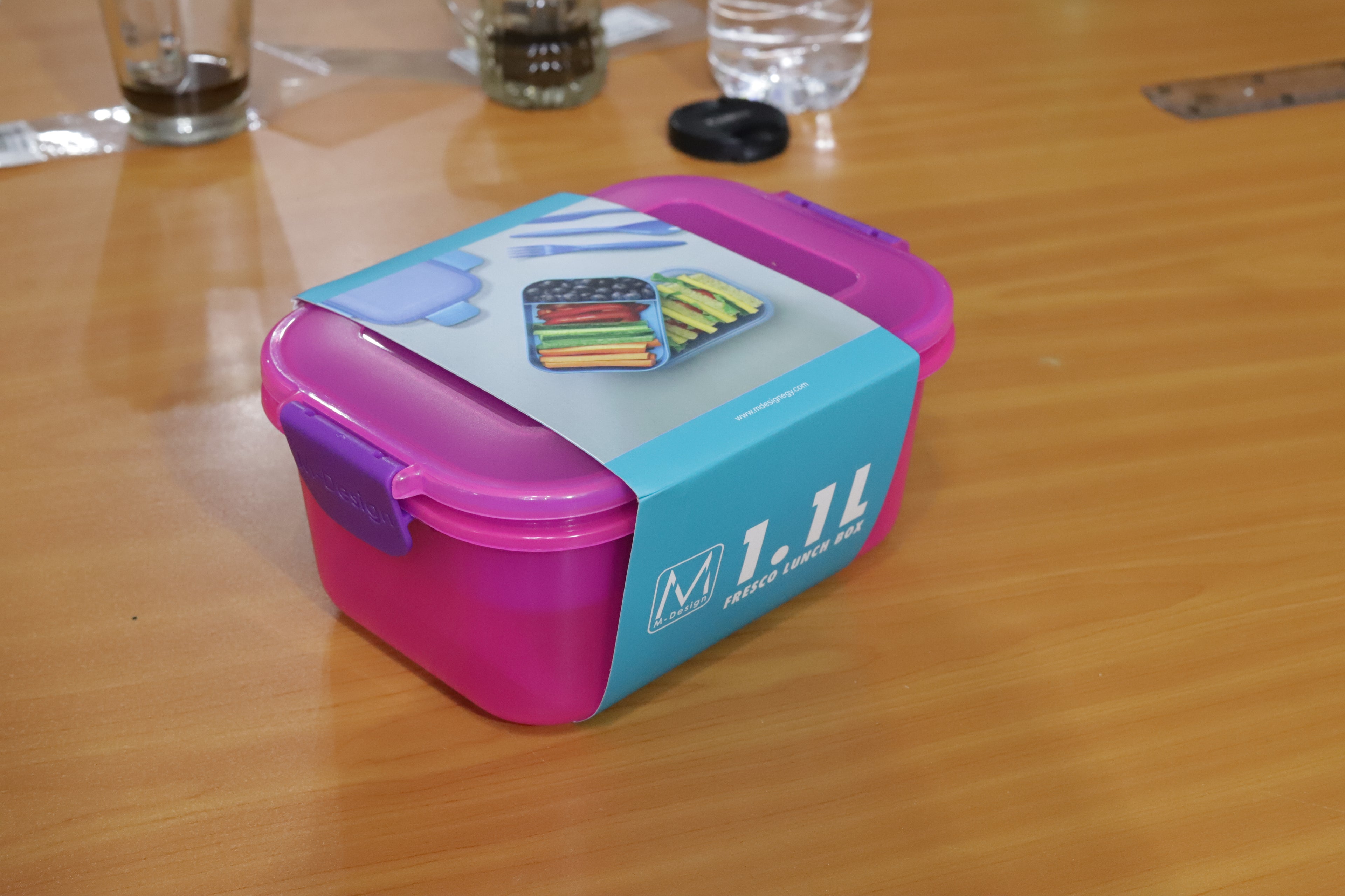 M-DESIGN Lunch Box 1.1L – Pink with Clip (6440)